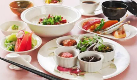 朝食